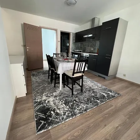 Duplex Sans Souci * Bryssel