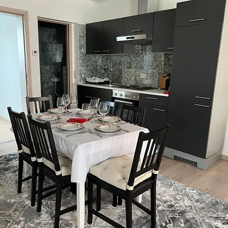 Duplex Sans Souci *