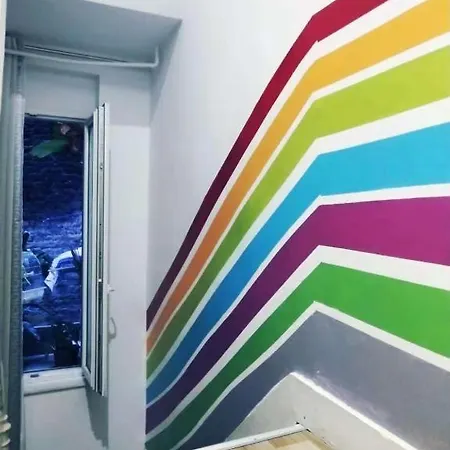 Cozy With Share The Bathroom And Kitchen * 布鲁塞尔