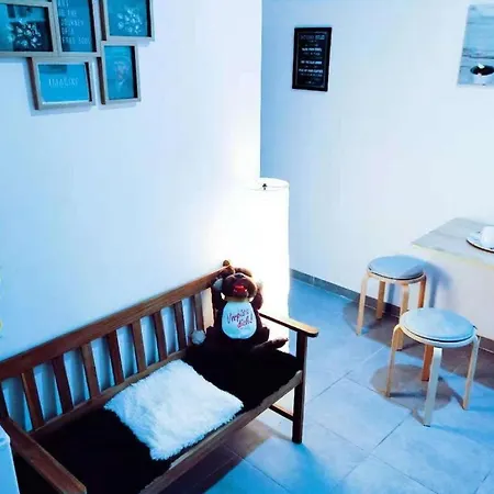 Cozy With Share The Bathroom And Kitchen Habitación en casa particular