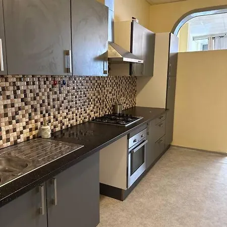 A Midi - Grand Place بروكسل