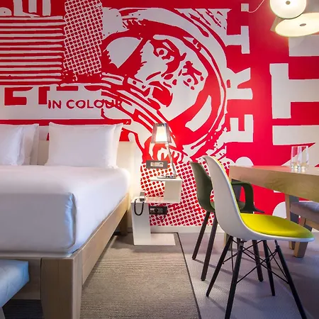 Radisson Red 4* Brussels