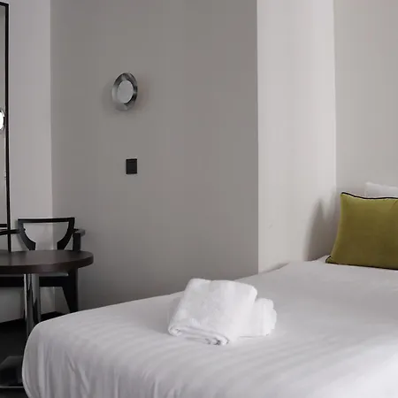 Отель Floris Arlequin Grand-place 3*