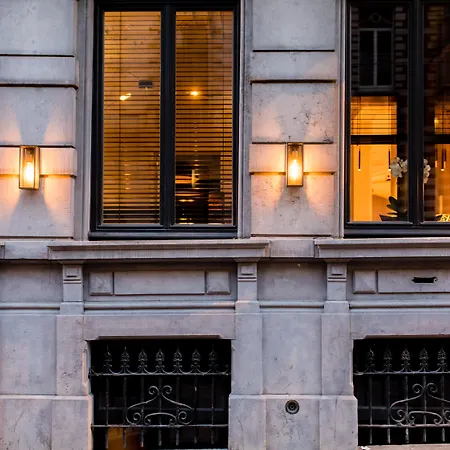 Harmon House - & Hotel