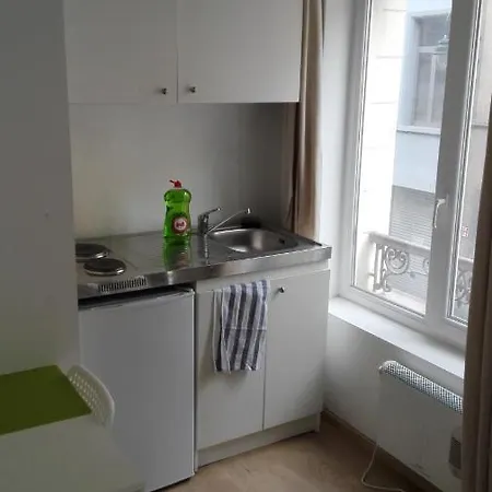 Close To Grand Place For 2 *