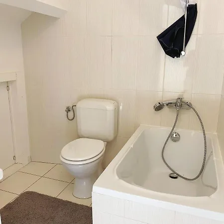 Sweet With Big Terrace Apartament *