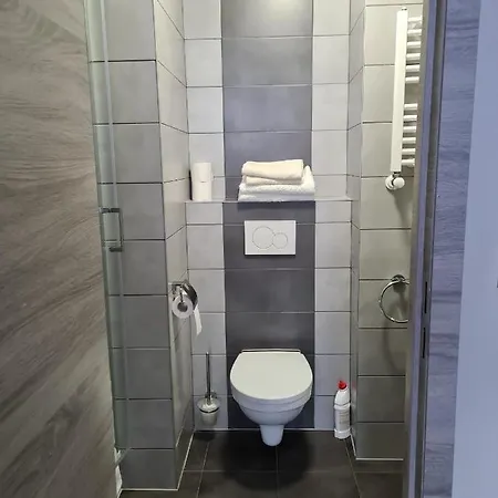 Center 2* Brussel