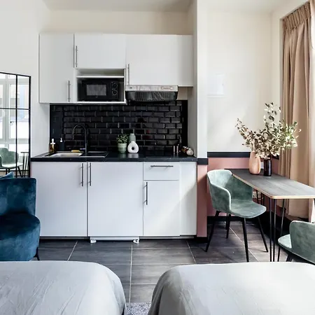 Appart hôtel Hey - *