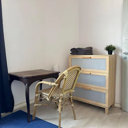 Miroir27 بيت ضيافة بروكسل