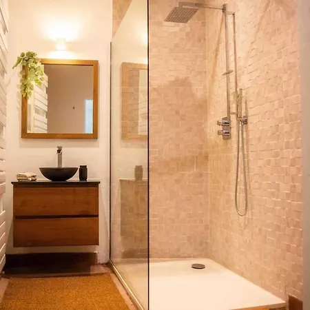 Havre De Paix A :piscine, Sauna, Jacuzzi