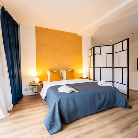 Havre De Paix A :piscine, Sauna, Jacuzzi Villa *