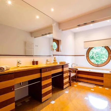 Villa Havre De Paix A :piscine, Sauna, Jacuzzi Bruxelles