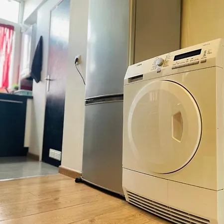 アパート Downtown Quiet And Peacefull *