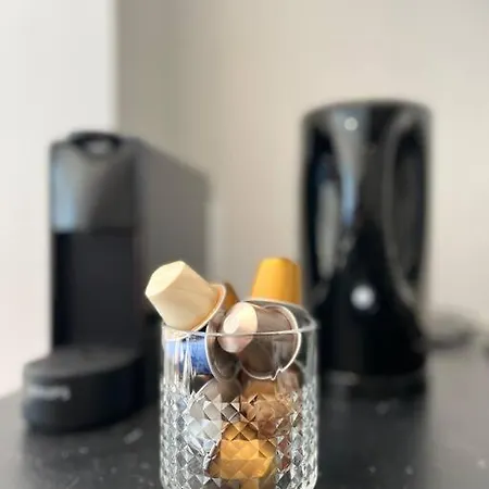 Amazing Flat-center Of 아파트 *