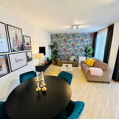 Urbanstay In Charming Sablon Apartman