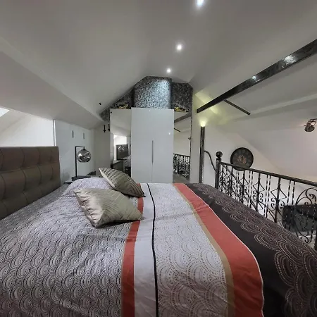 公寓 Duplex Elegant Situe A 1min De La Gare Du Nord