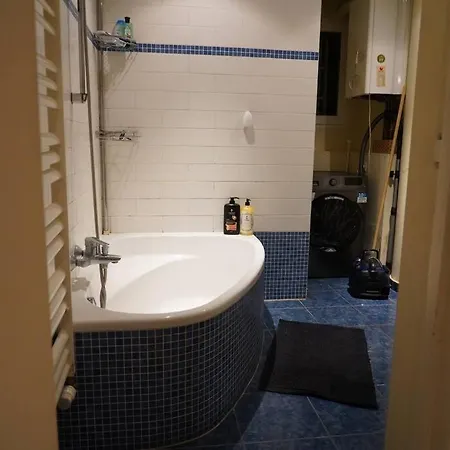 아파트 Family Friendly 1 Bed 브뤼셀