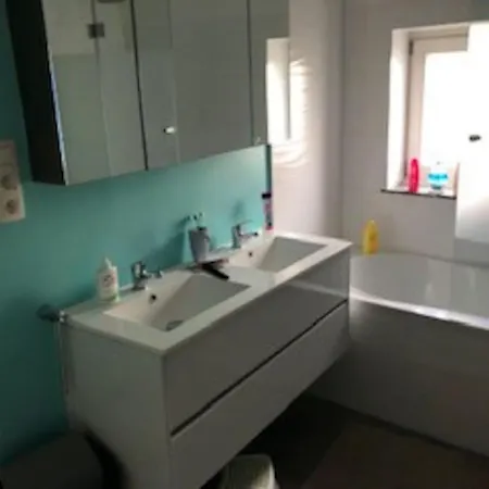 In Maison De Metre In Etterbeek Lägenhet Bryssel