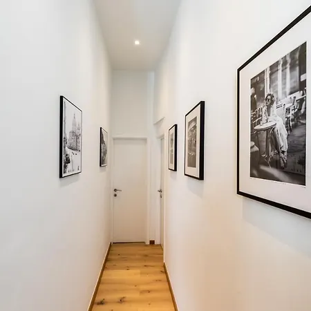 Centre Sablon I, Ii Et V *