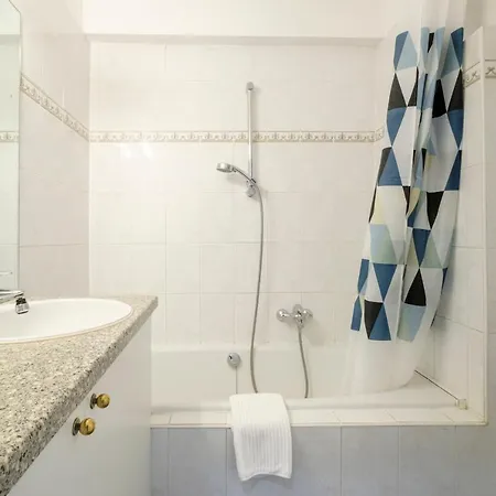 2 Bedrooms Wolewe-saint-lambert