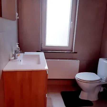 Evere - Private Casa de hóspedes *