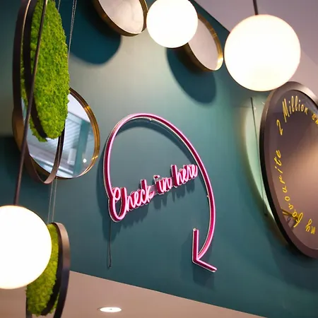 Centre Louise Отель