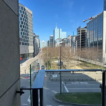 In With Beautiful View Apartment