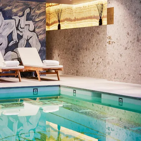 Juliana & - Centre 5*