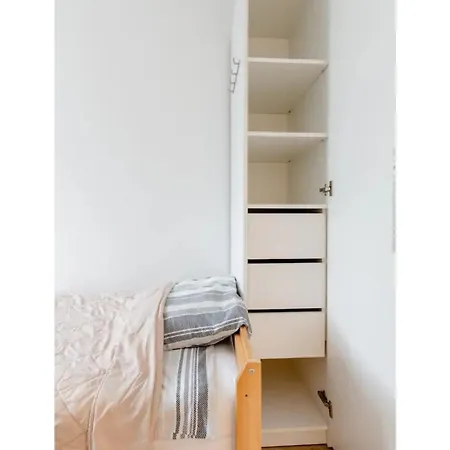 아파트 Beautiful Fully Renovated