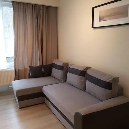 Studio Quartier Louise Calme Daire Brüksel