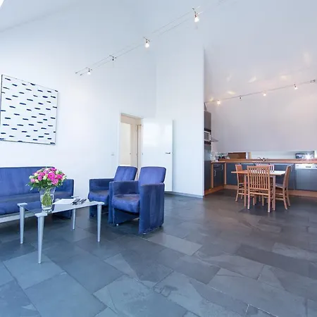 Azimut Flathotel 3* بروكسل