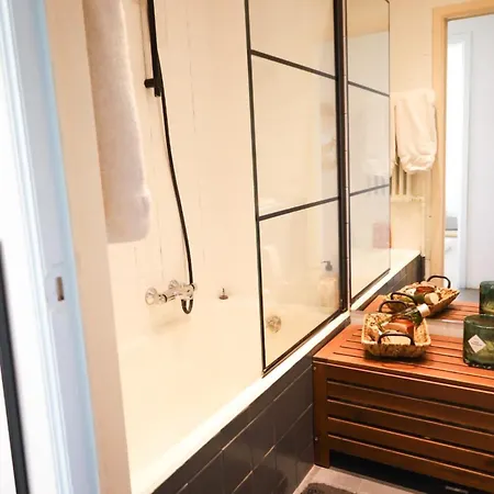 Furnished - Bright, Modern In Brussels, 15 Minutes Walk From The Atomium * 브뤼셀