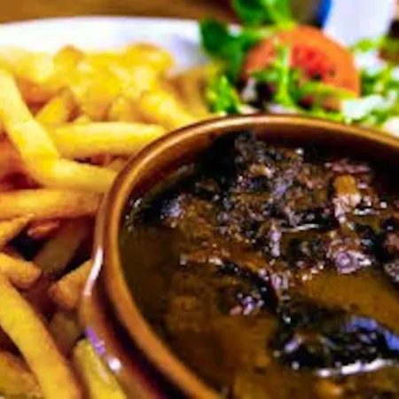 Modern In Molenbeek-saint-jean / 77 M² / Parking Apartment