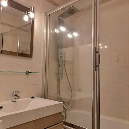 Confortable Au Coeur De * بروكسل