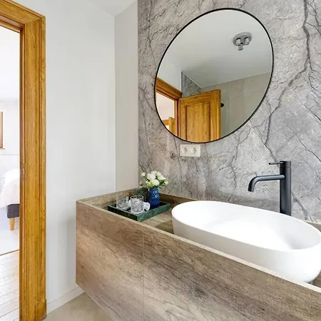 Unique Flat On The Grand Place Διαμέρισμα *