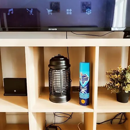 Studio Entier Avec Balcon - Tour Et Taxis Apartamento *