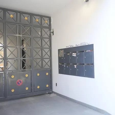 شقة Chic 1br + Terrace