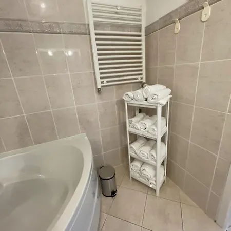 Lumineux Dans Un Quartier Anime #2 * Брюссель