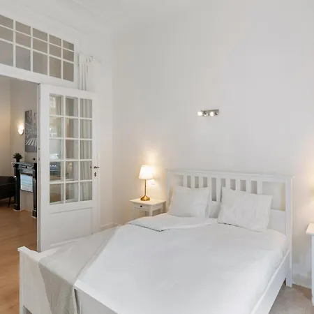 Lantsheere 11 - Self Check In By Homenhancement Brussels