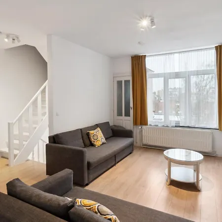 Degroux 82 - Self Check In By Homenhancement Brussel