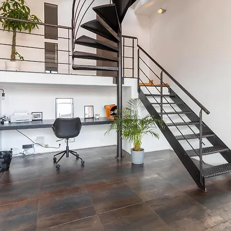 Loft Spacieux Et Moderne Apartman *