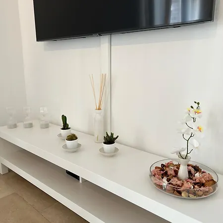 Appartamento Lumineux Dans Un Quartier Animé *