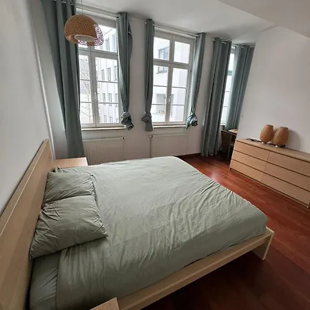 Elegant Grand Place * Brüksel