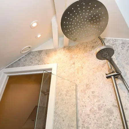 Family Duplex Getaway - Perfectly Positioned For Adventures Bruxelles