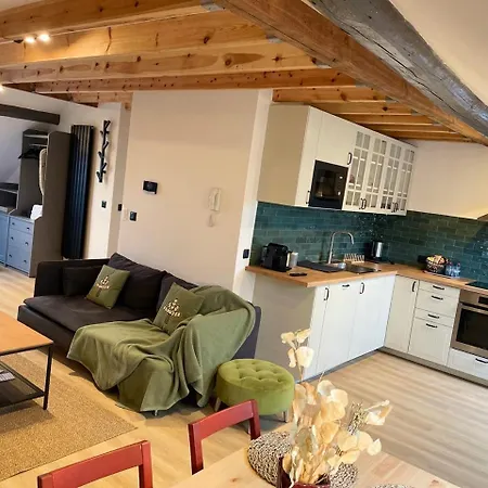 Apartmán Camus Flats *