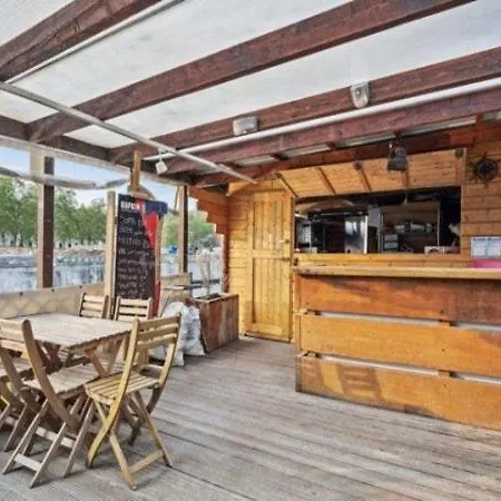 Edouard Boat * 브뤼셀