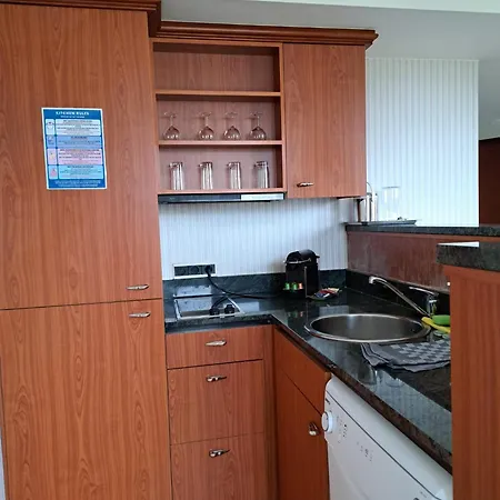 B-aparthotel Ambiorix Aparthotel 4*