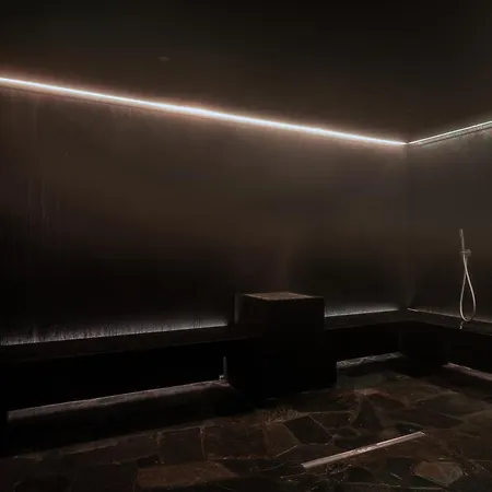 Mix --gym & Wellness For Adults Only-- Bruksela