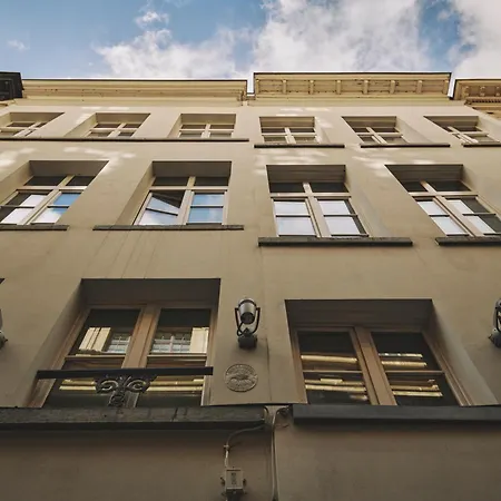 The Classic By 2go4 Grand Place