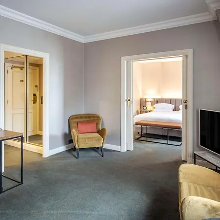Hilton Grand Place 4* Bruksela